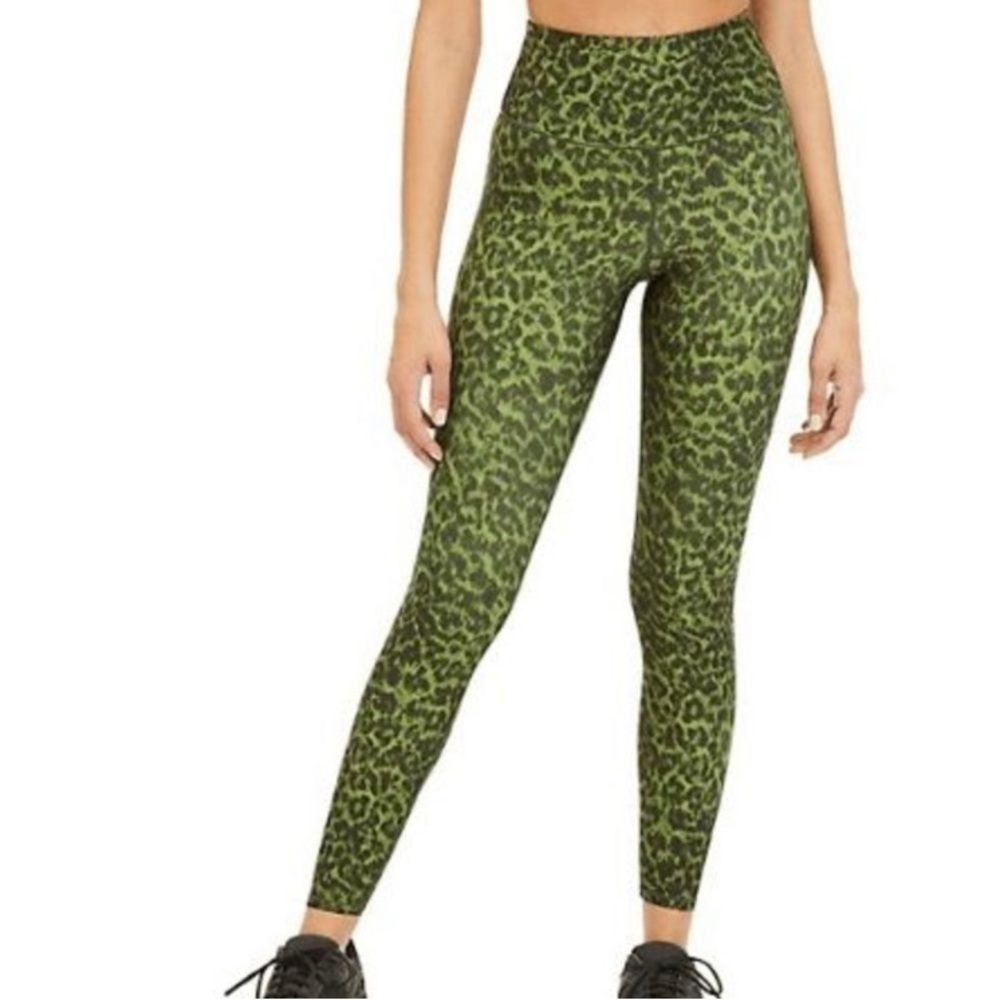 Good American Core Power Leggings in Pesto Leopard Green Black Size Large NWT